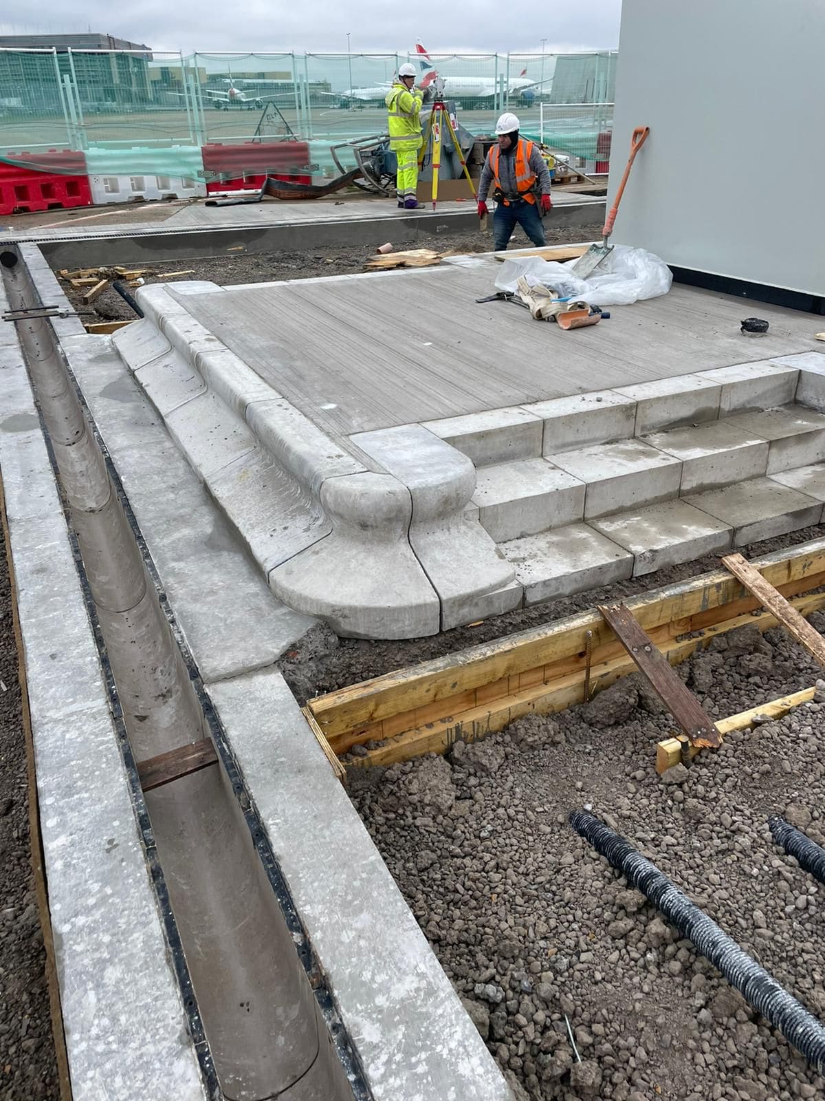 finished steps at heathrow airport